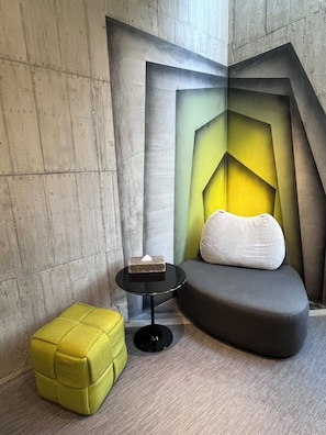 Down duvets, minibar, individually decorated, soundproofing - Smoking Rock Resort (Jiaoxi)