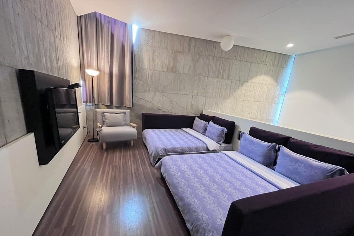 Deluxe-værelse til 4 personer - terrasse - mezzanin | 1 soveværelse, dundyner, minibar, individuelt design