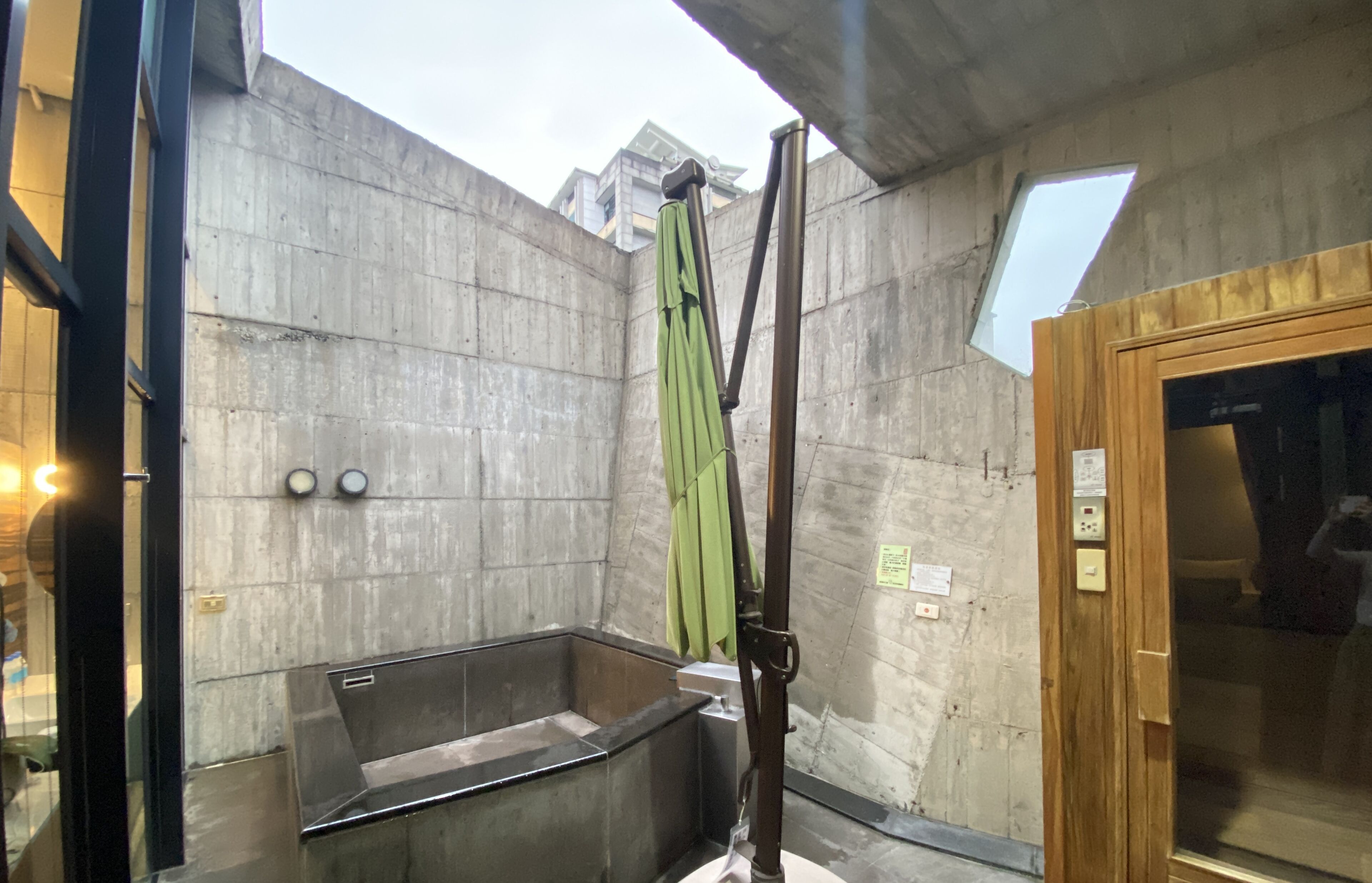 family suite, terrace, mezzanine | bathroom | spring water bathtub, free toiletries, hair dryer, bathrobes