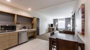 Suite, 1 King Bed, Accessible, Non Smoking (Mobility & Hearing, Roll-in Shower) | Private kitchen | Full-size fridge, microwave, dishwasher, coffee/tea maker
