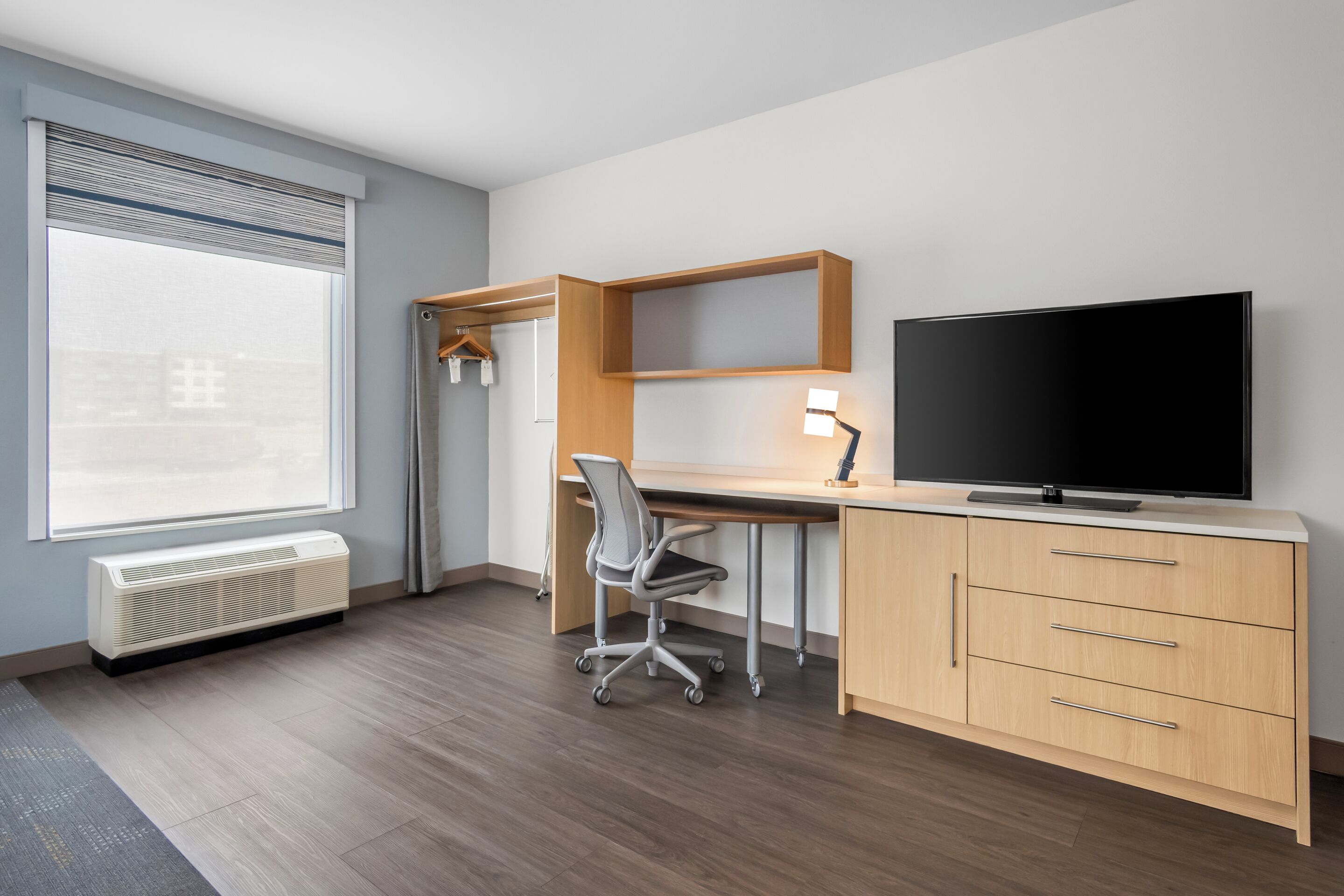 Desk, laptop workspace, free cribs/infant beds, free WiFi