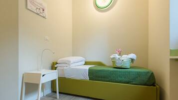 1 Schlafzimmer, Schreibtisch, Verdunkelungsvorhänge