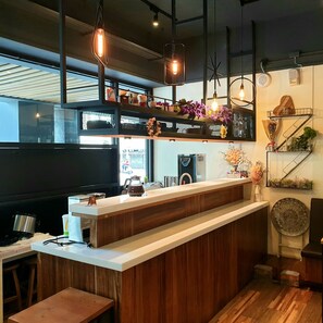 Free daily full breakfast - Slow Wow Hot Spring Hotel (Jiaoxi)