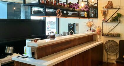 Slow Wow Hot Spring Hotel