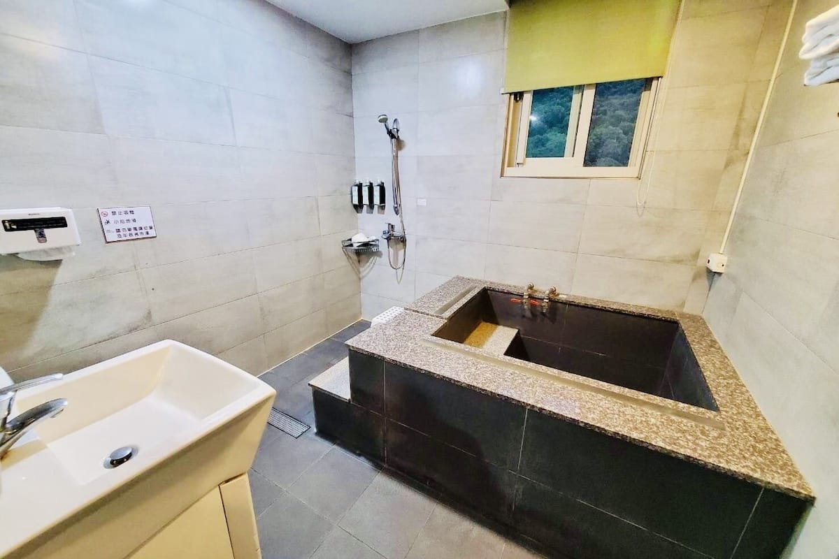 economy quadruple room, non smoking, hot tub | bathroom | separate bathtub and shower, spring water bathtub, rainfall showerhead