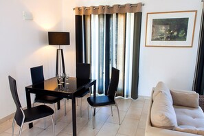 Apartment, Ground Floor | Living area