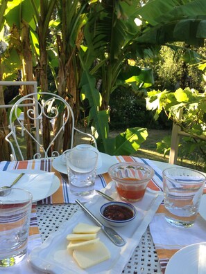 Outdoor dining - L'Horizon (Niort)