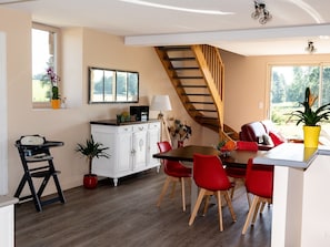Cottage, en-suite badkamer, uitzicht op tuin | Restaurant
