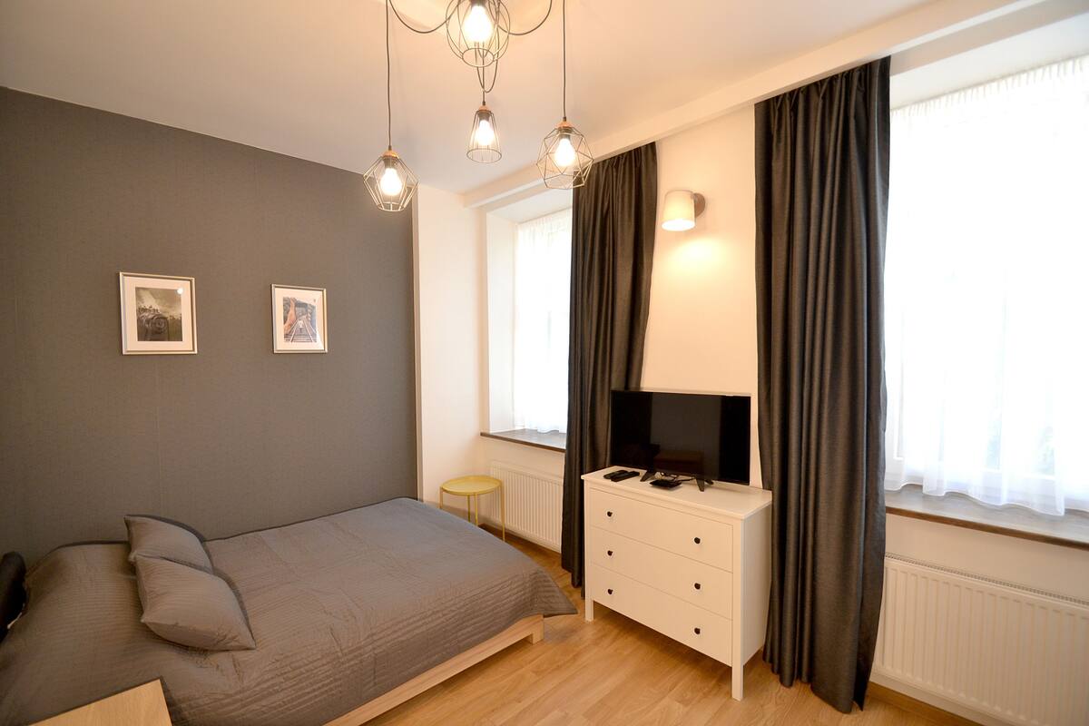 Double Room | Living area | 37-inch LED TV with digital channels, TV