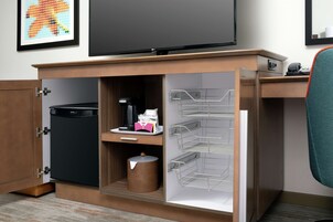 高档床上用品、客房内保险箱、免费婴儿床、免费 WiFi