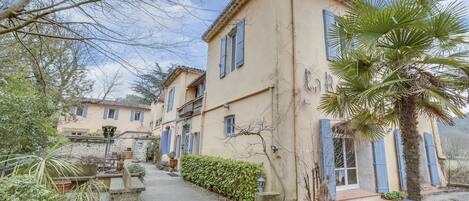 Façade de l’hébergement