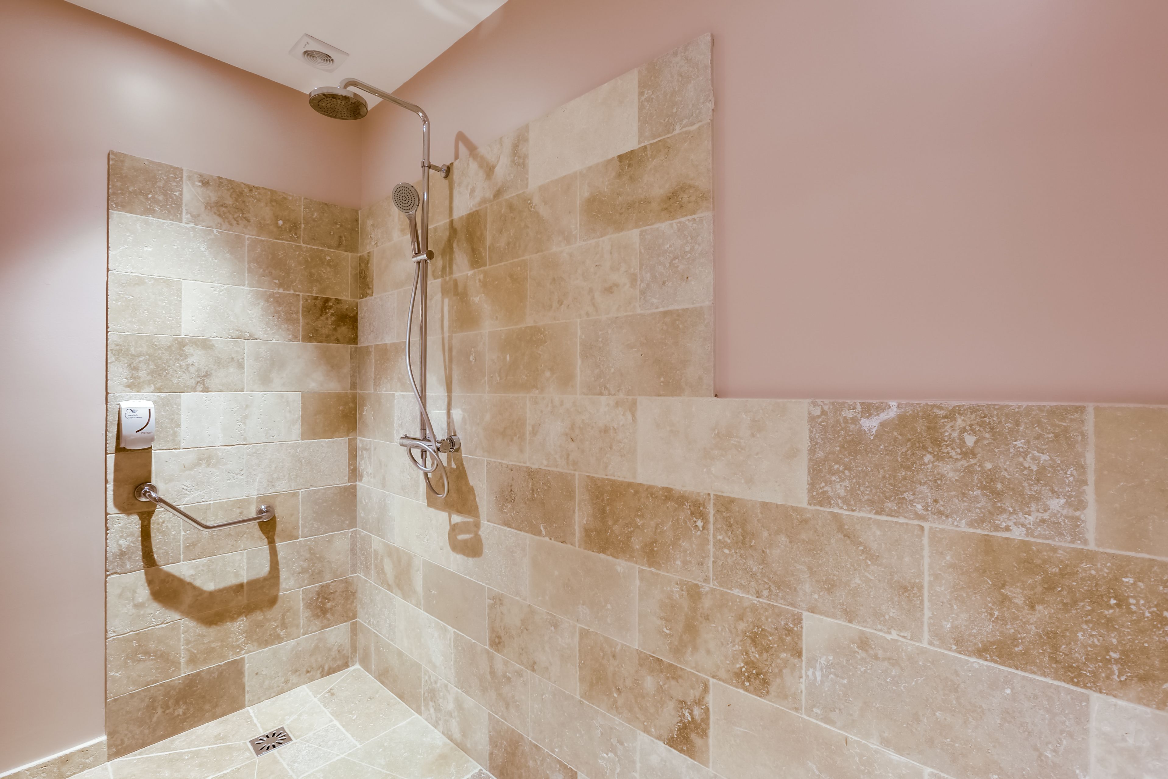 Suite, Terrace | Bathroom | Shower, rainfall showerhead, free toiletries, hair dryer