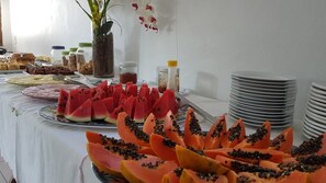 Free daily buffet breakfast - Pousada Varanda do Sol (Porto Seguro)