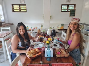 Frokostbuffé er inkludert hver dag