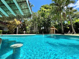 2 outdoor pools, sun loungers