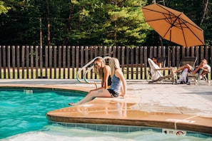 Outdoor pool, pool loungers