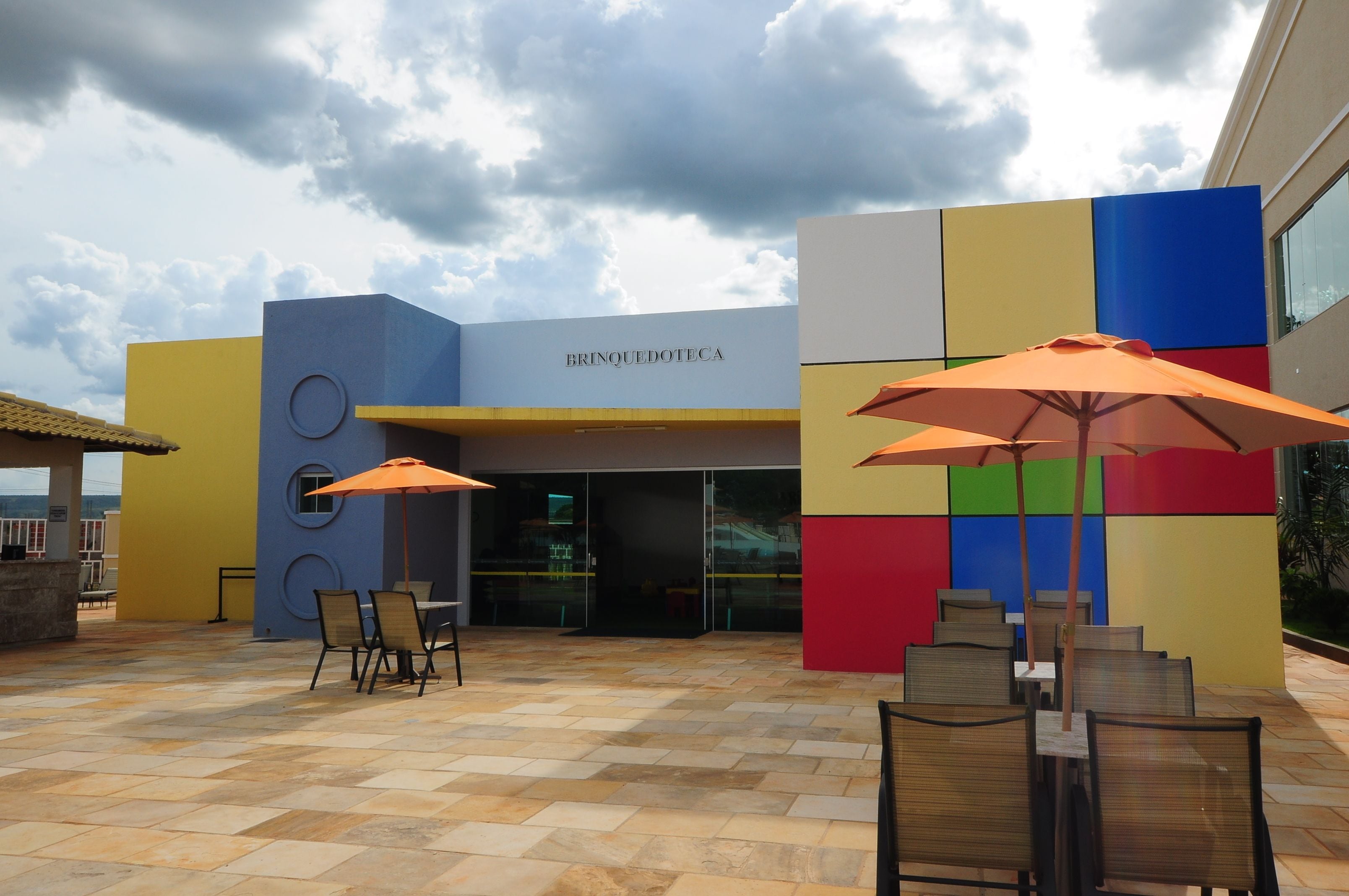 apartment | terrace/patio