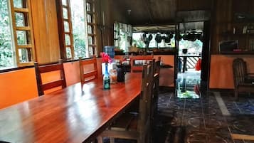 Tempat makan