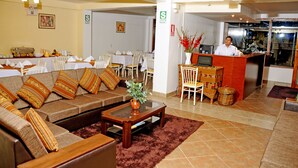 Reception - Seven Mapi Hotel (Machu Picchu)
