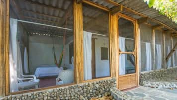 In-room safe, rollaway beds, free WiFi