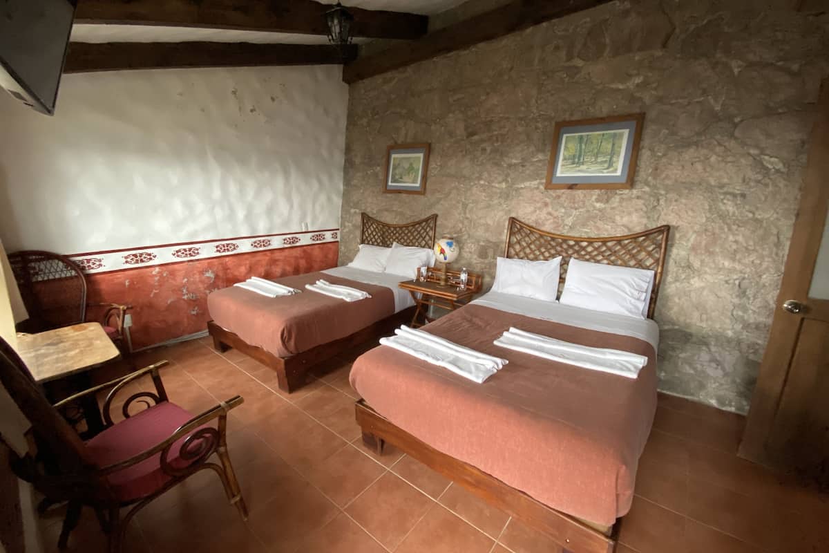 Premier Chalet | 2 bedrooms, premium bedding, individually furnished, bed sheets