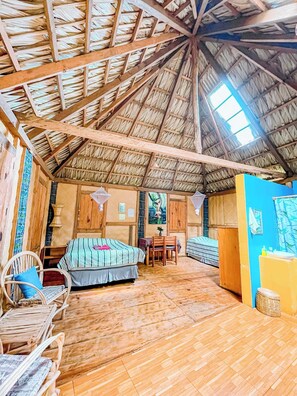 Free WiFi, bed sheets - Eco Hotel MayAchik (San Juan La Laguna)