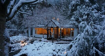 Fuyam Tourist Home