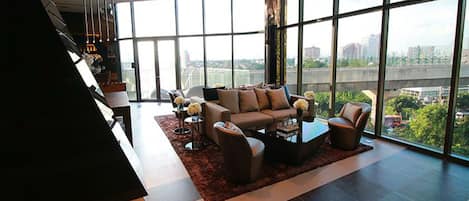 Lobby sitting area