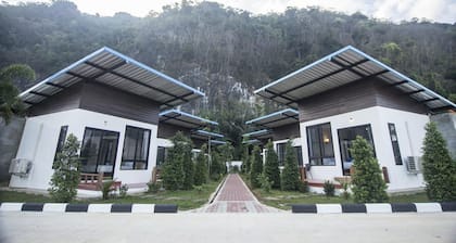 Phuphayot Resort
