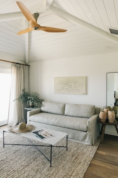 43-inch flat-screen TV with cable channels, TV, Netflix at The Surfrider Malibu