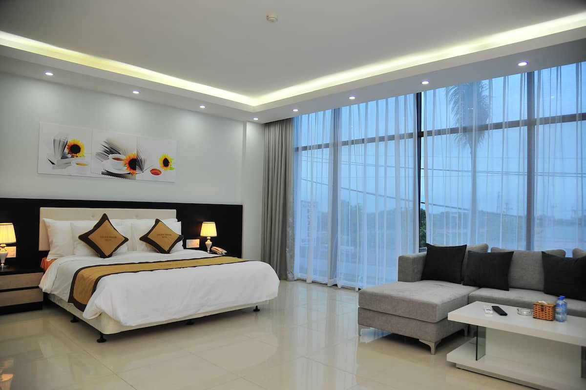 1 bedroom, minibar, in-room safe, desk