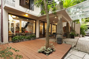 Property entrance - Greenwinds Villa (Thalawatugoda)