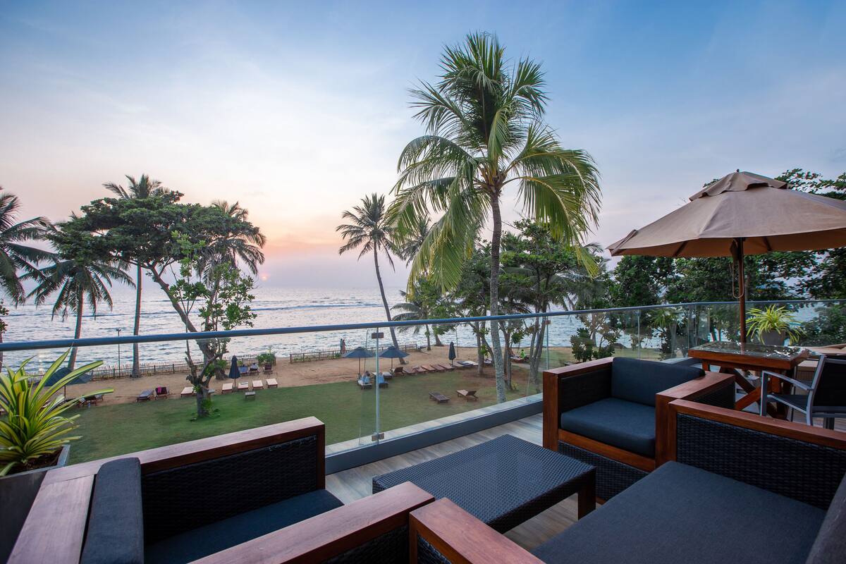 Suite Panoramique, 1 très grand lit, vue mer | Vue depuis le balcon