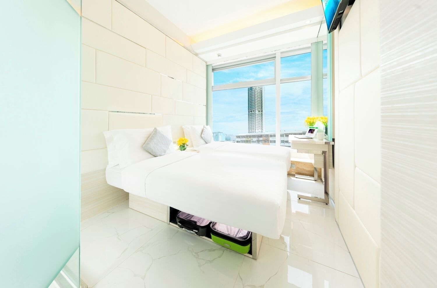 In-room safe, desk, soundproofing, iron/ironing board
