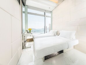 iBusiness Premier Twin Room