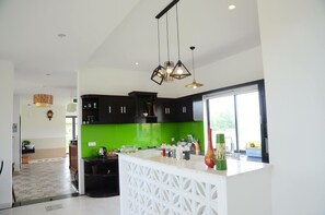 Deluxe Apartment, 6 Bedrooms, Non Smoking, Garden View | Private kitchen - Gateway Inn Hoi An (Da Nang)