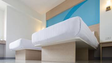 Standard Twin Room | Free WiFi