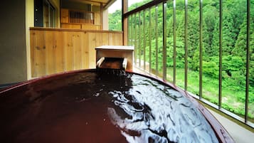 Superior Room with Tatami Area & Open-Air Bath, Non Smoking | Bathroom | Separate tub and shower, spring water tub, free toiletries, hair dryer