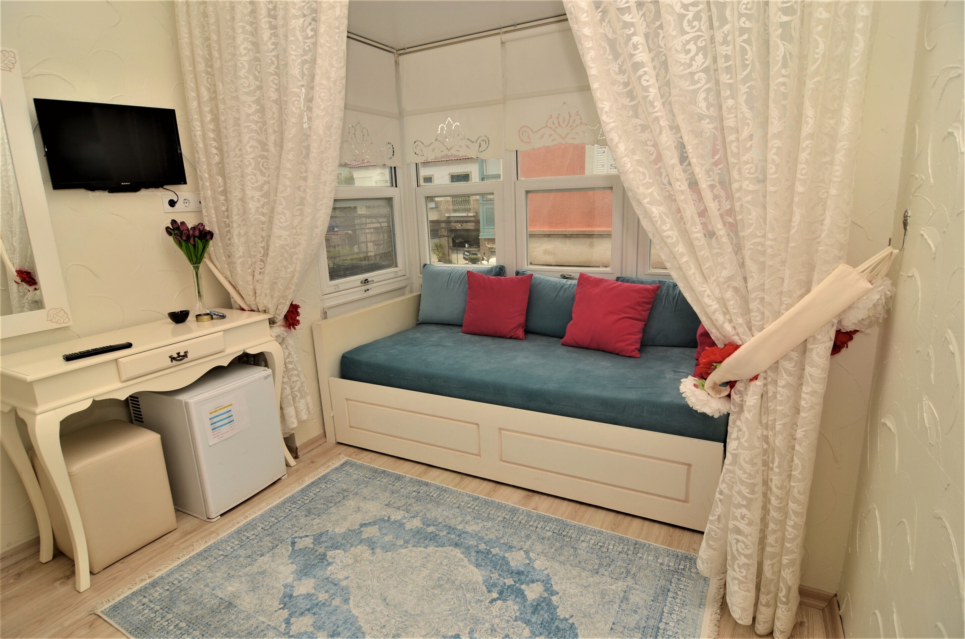 luxury quadruple room | 1 bedroom, premium bedding, minibar, in-room safe