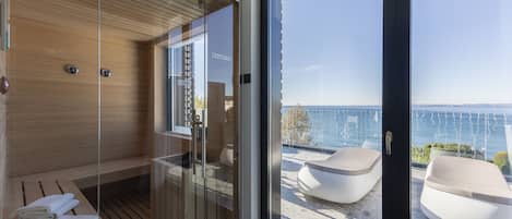 Chambre Deluxe, terrasse, vue lac (Private SPA) | Ăquipements de la chambre