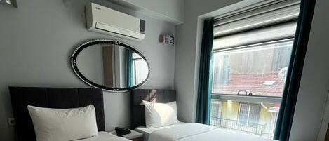 Standard Double Room | Minibar, laptop workspace, free WiFi, bed sheets