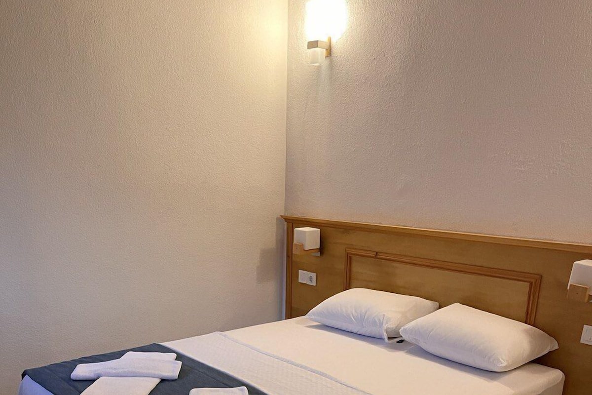 Apartemen Standar | 1 kamar tidur, minibar, setrika/meja setrika, dan Wi-Fi gratis