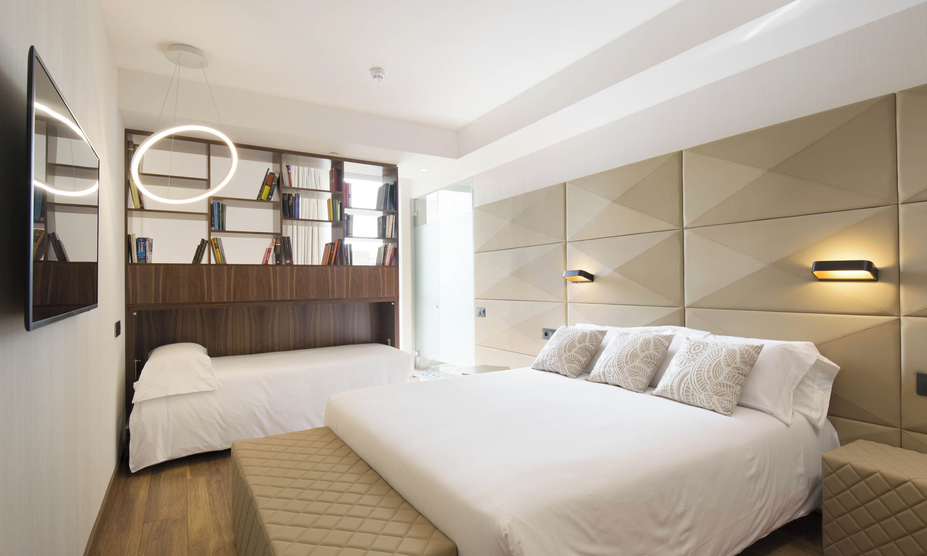 hypo-allergenic bedding, minibar, in-room safe, desk