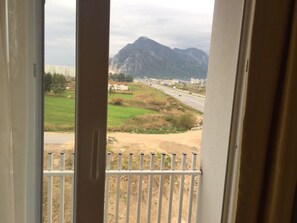 Junior suite | 1 slaapkamer, een strijkplank/strijkijzer, beddengoed