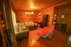 Luxury Bungalow, 2 Bedrooms