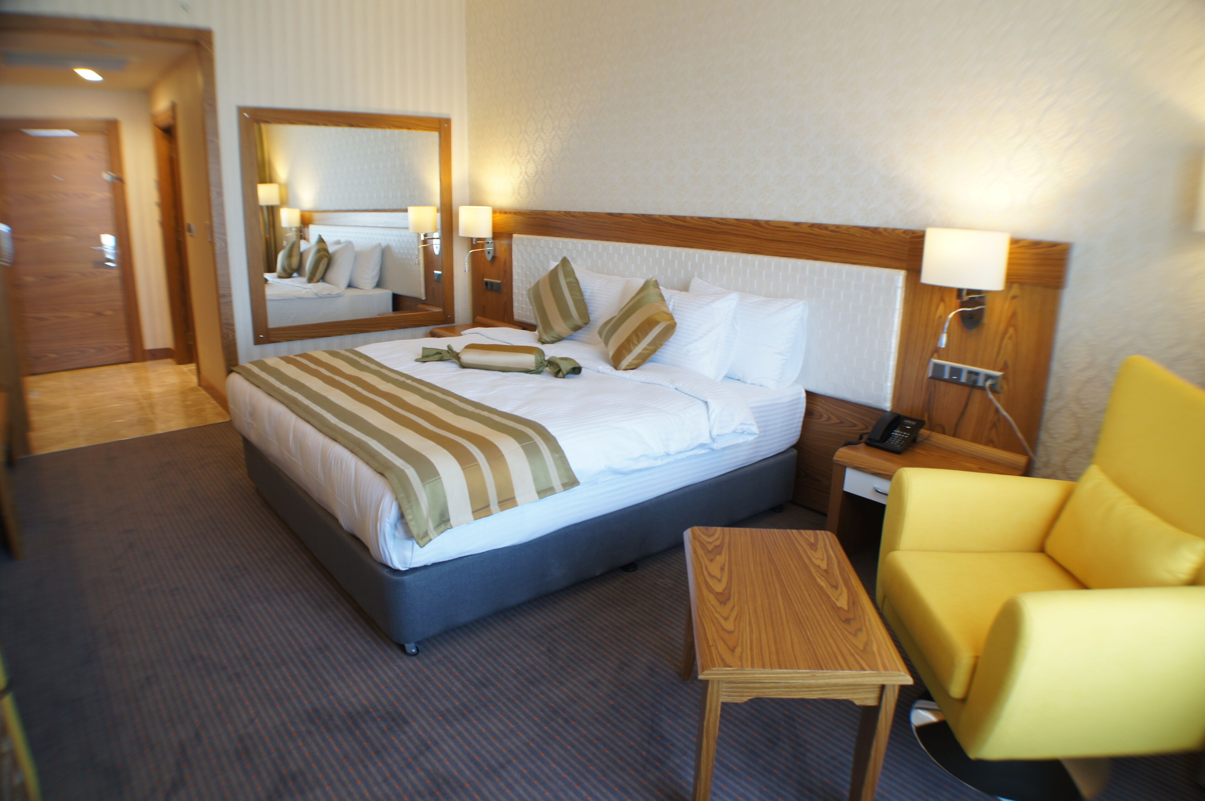 standard double or twin room | 1 bedroom, premium bedding, minibar, in-room safe