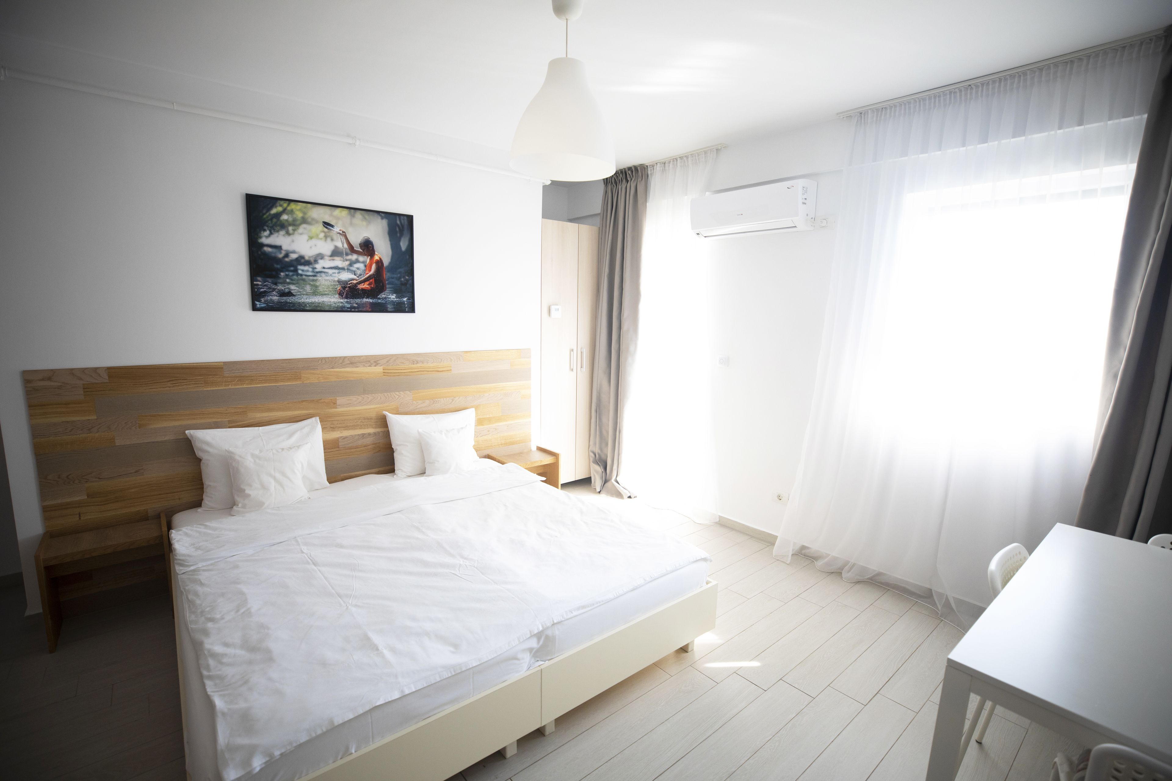 suite, 1 queen bed | soundproofing, iron/ironing board, free wifi