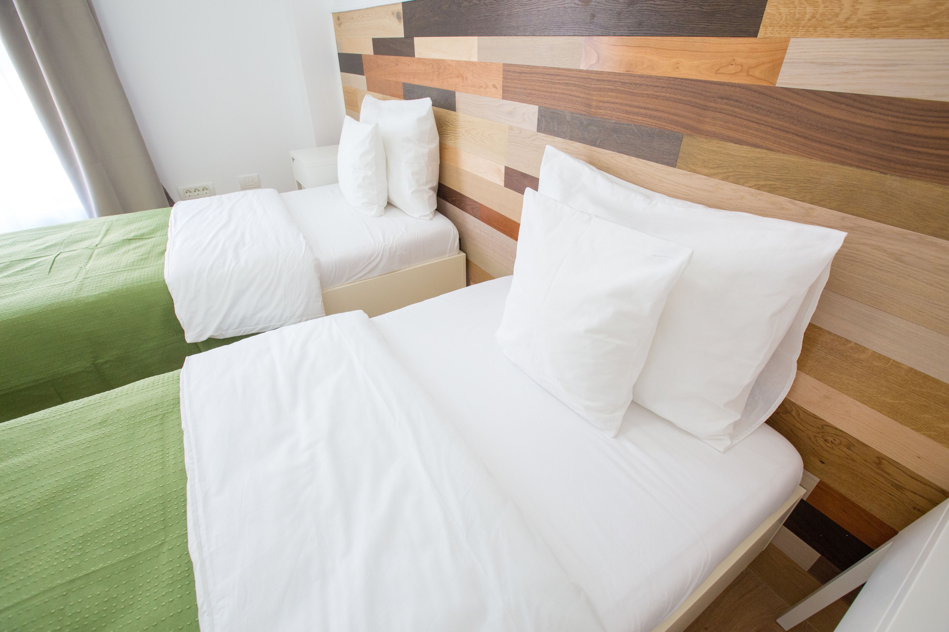 classic double room single use, 2 single beds | soundproofing, iron/ironing board, free wifi