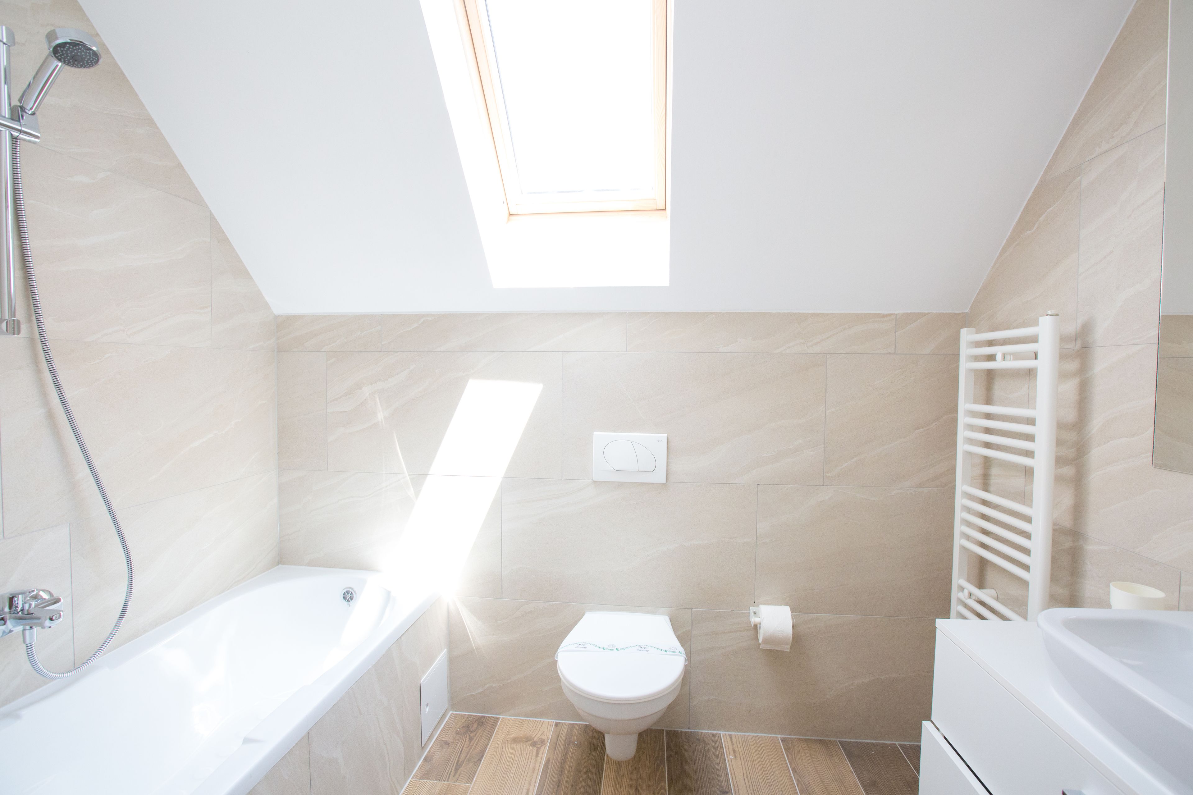 family apartment, 1 bedroom | bathroom | shower, free toiletries, hair dryer, towels