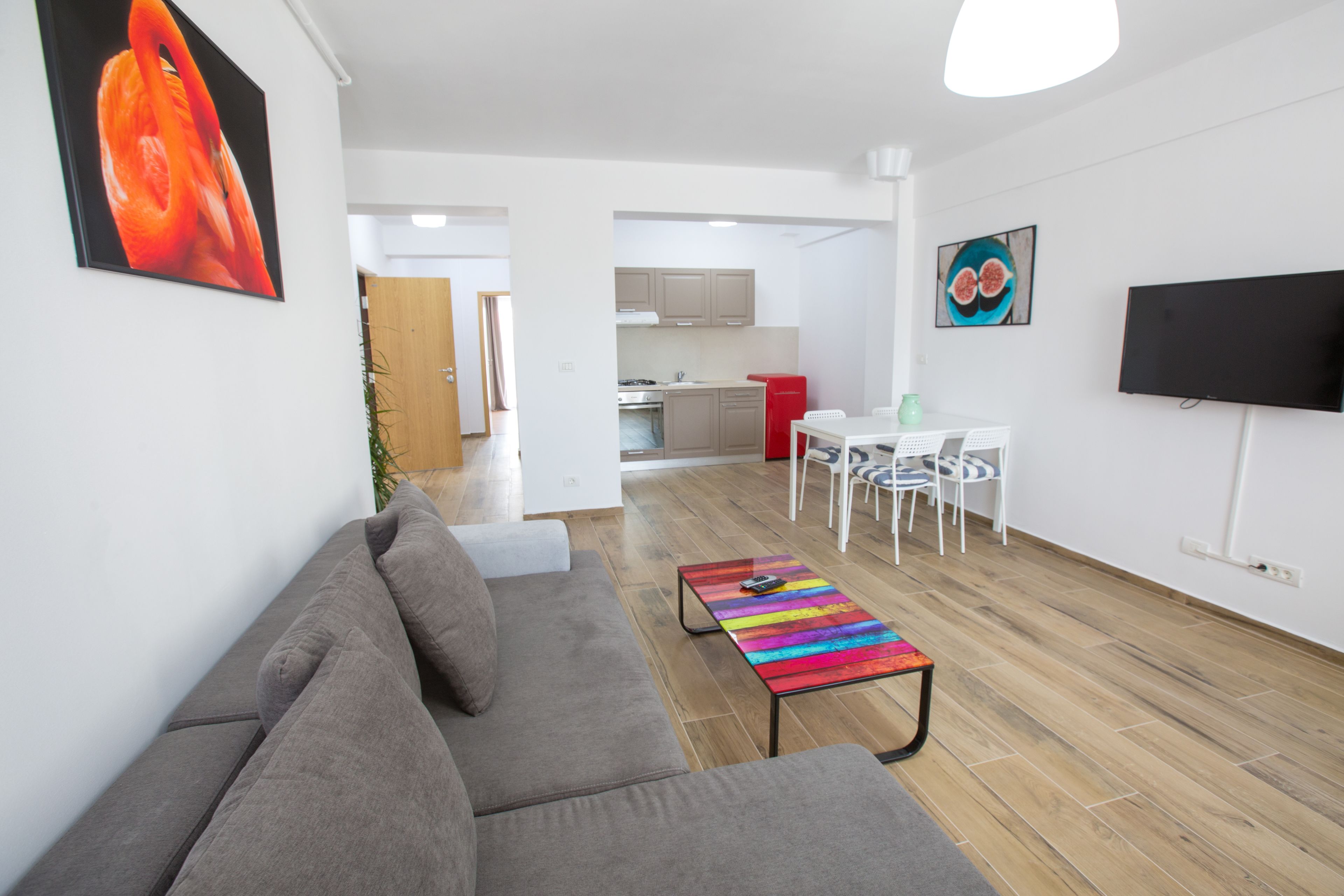 apartment, 1 bedroom | private kitchen | oven, electric kettle, cookware/dishes/utensils